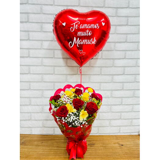 Buquê com 6 Rosas e Balão Personalizado com Gas Helio