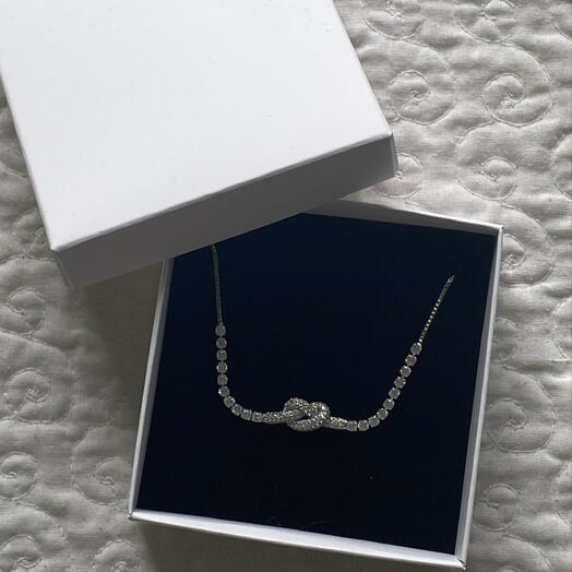 Pulseira Gravatinha No de Zirconias Banhada a Prata