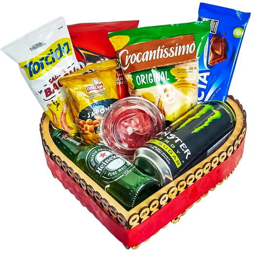 Cesta Coração com Aperitivos, Cerveja e Energetico