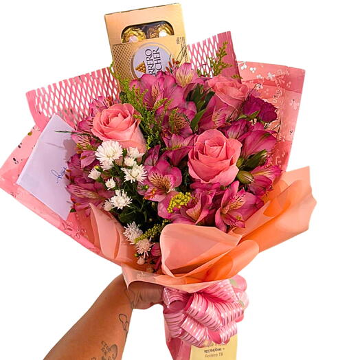Buquê com 3 Rosas e Ferrero Rocher T8
