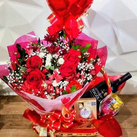 Cesta Flores Chocolates e Vinho