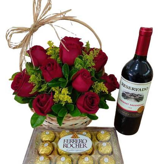Cesta com 15 Rosas, Vinho Tinto e Ferrero Rocher