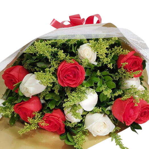 Buque de 6 Rosas Laranja e 6 Rosas Brancas  com Tango