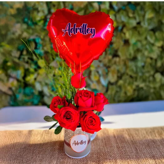 Caneca Florida com Rosas Vermelhas