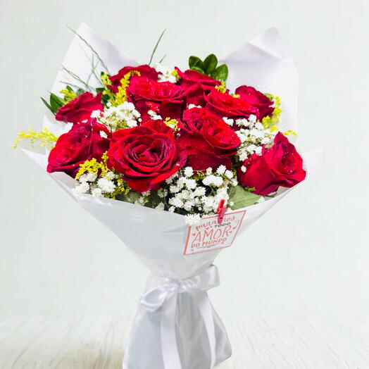 Buquê com 10 Rosas Vermelhas