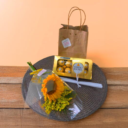 Combo Abraço de Luz: Girassol com Ferrero Rocher - Presente Especial com Entrega Rapida no Recife
