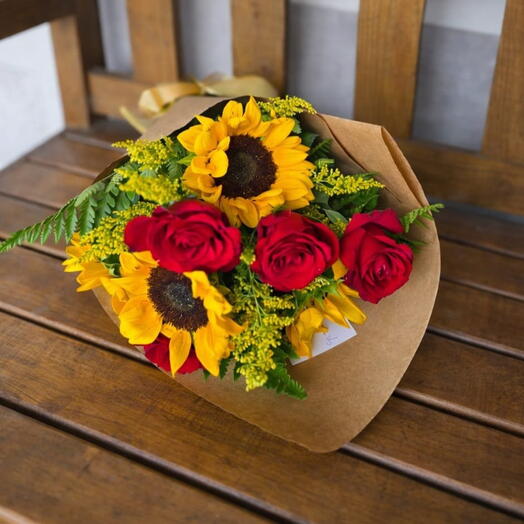 Buquê Tradicional Rosas e Girassois