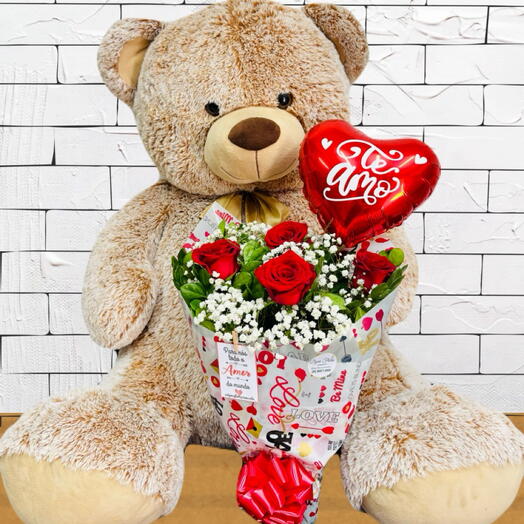 Urso Pelucia Gigante com Buquê de Rosas e Balão Personalizado