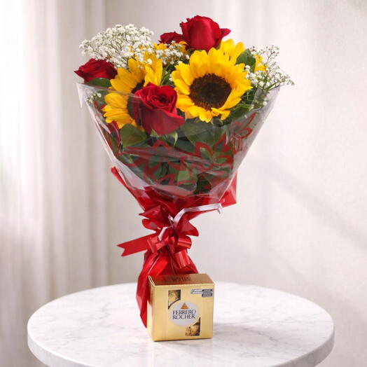 Buque Mix de Rosa com Girassol e Ferrero