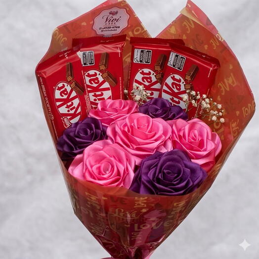 Buque de Rosas de Cetim com Kitkat