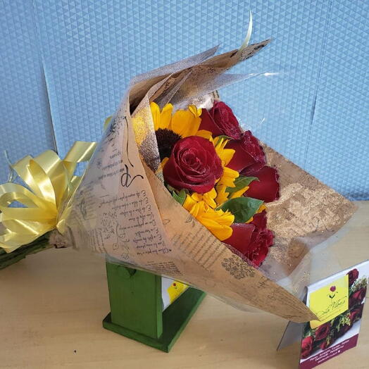 Bouquet com Rosas e Girassois