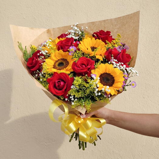 Bouquet Rosas com Girassol