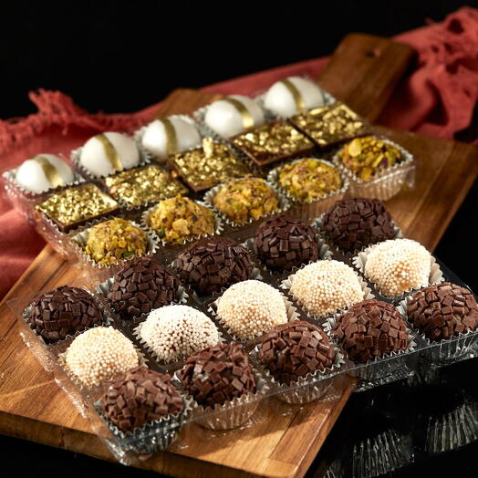 Docinhos e Brigadeiros Sortidos