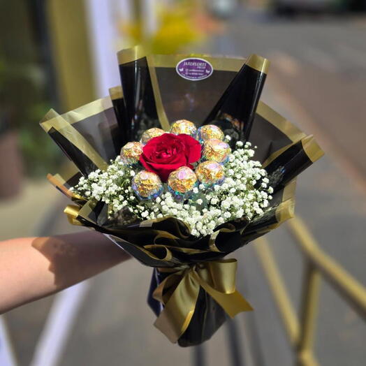 Buquê Rosa Ferrero Premium
