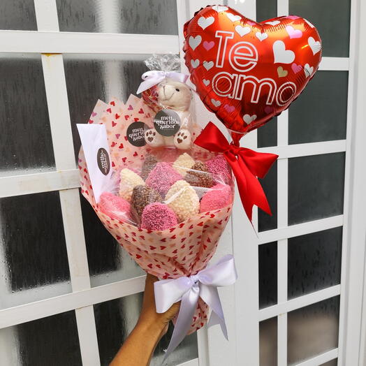 Dia das Mães - Buquê de chocolate com morangos Paixão + kit