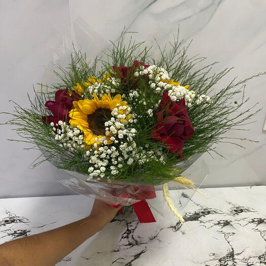 Buquê a moda Pri com 6 Flores