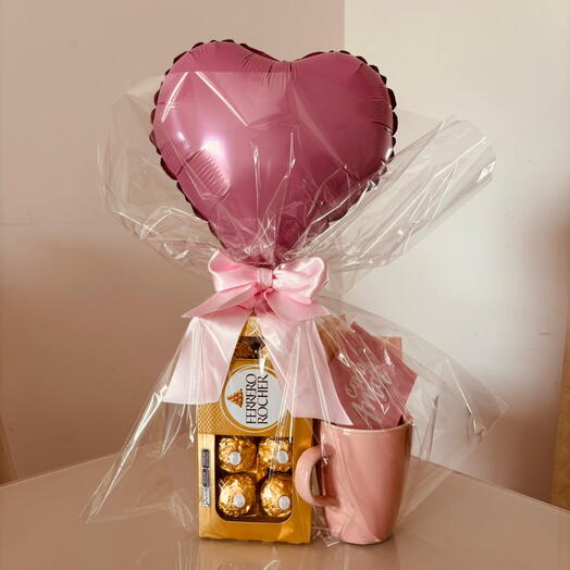 Cesta de Presente Romântico com Ferrero Rocher