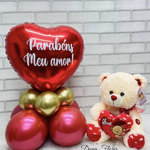 Urso de Pelucia Musical com Coração Love + Arranjo de Balões de Mesa