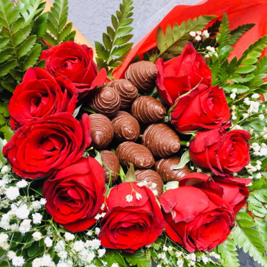 Buquê com 10 Rosas Vermelhas