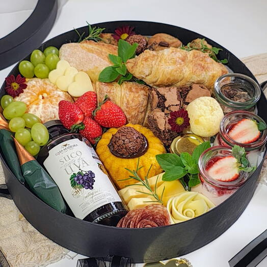 Box Cafe Encanto Artesanal Serve ate 4 pessoas