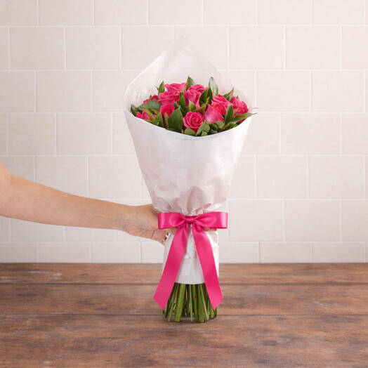 Buquê de 12 Rosas Pink | La Floricultura