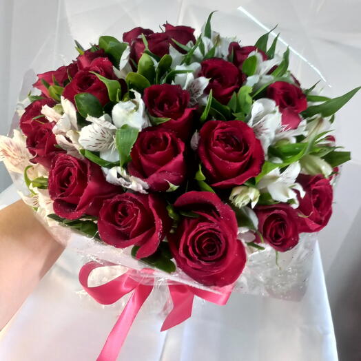 Buquê Apaixonado 24 Rosas