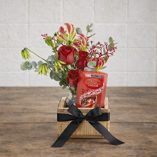 Kit Especial com Flores e Trufas Lindt | La Floricultura