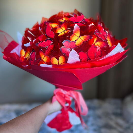 Buquê de Borboletas Vermelhas