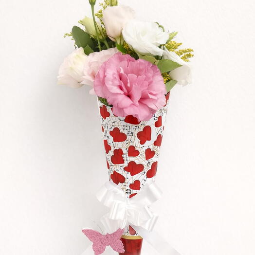 Cone Lisianthus bicolor