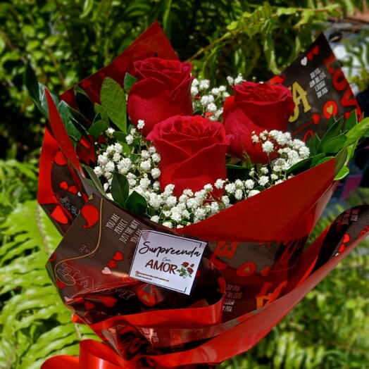 BUQUÊ GRANDE 3 ROSAS AVELUDADAS