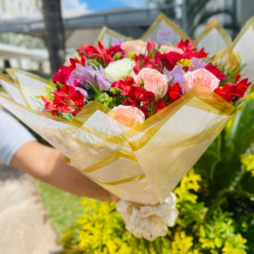 Buquê Mix de Rosas