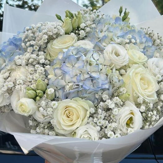 Buquê de Hortênsia e Rosas