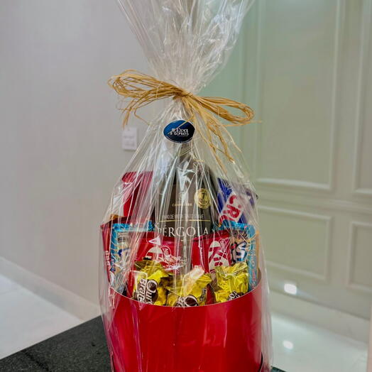 Box com Vinho e Chocolates