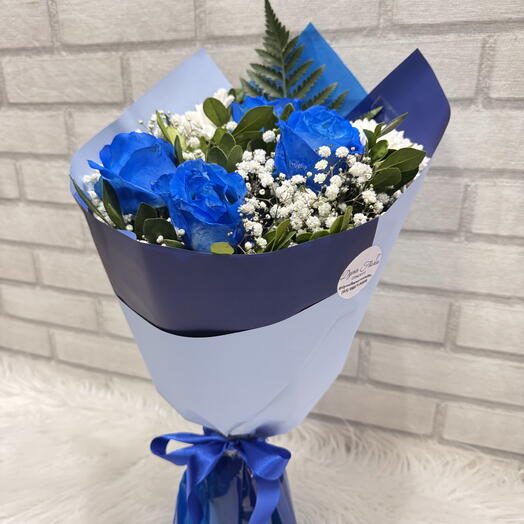 Buquê com 4 Rosas Naturais Azuis