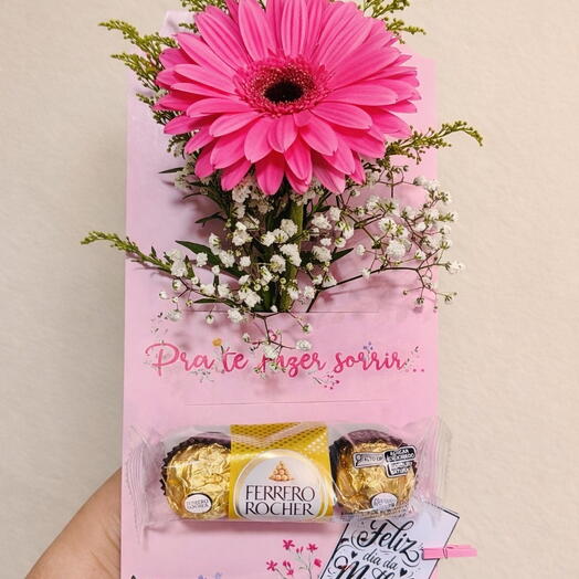 Card Flowers com trio de Ferrero Rocher