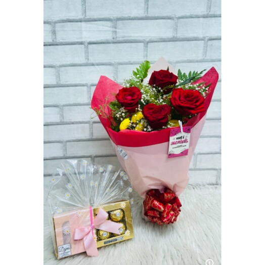 Combo com 4 Rosas Naturais e Ferrero Rocher
