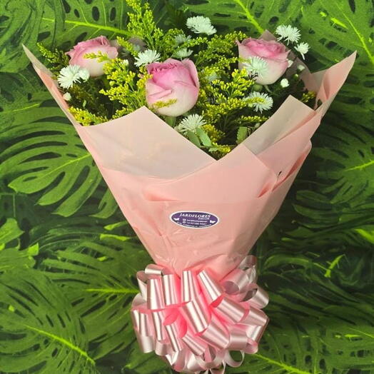 Buquê com 3 rosas
