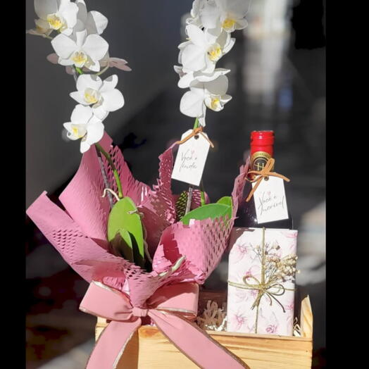 Caixa de Aniversario Flor de Merlot (FOTO ILUSTRATIVA)