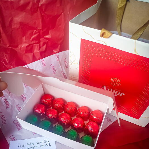 Caixa de bombons com 15 unidades
