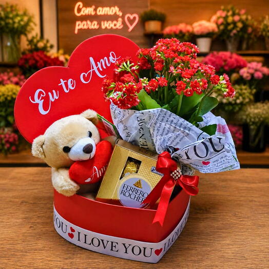 Cesta com Bombons Ferrero Rocher e urso de pelucia