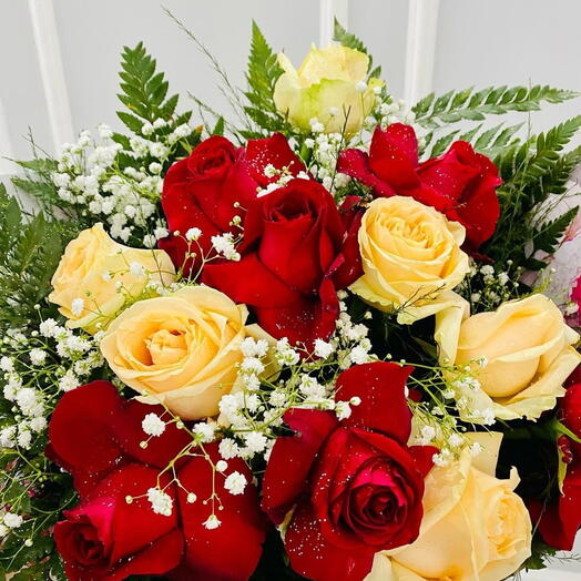 Buquê misto com rosa cha