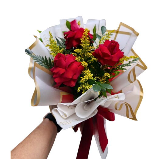 Buque Trio de Rosas Especial