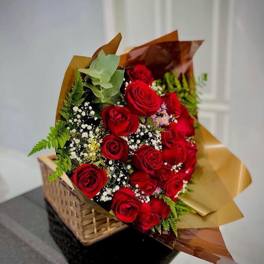 Buquê 24 rosas vermelhas