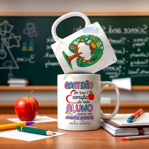 Caneca "Gratidão por tocar o coração de cada aluno"