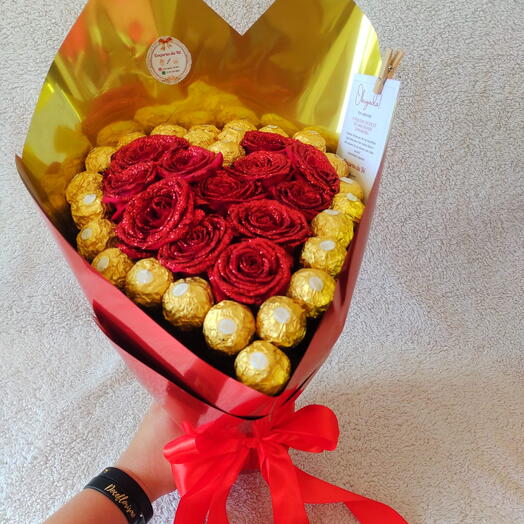 Buquê Grande Coração Ferrero Rocher