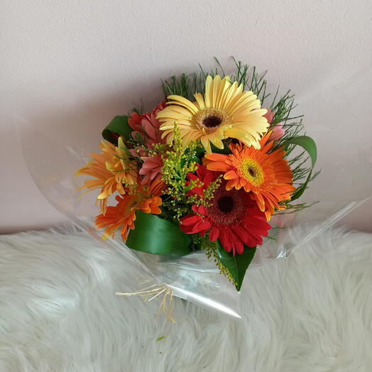 buque colorido de gerberas