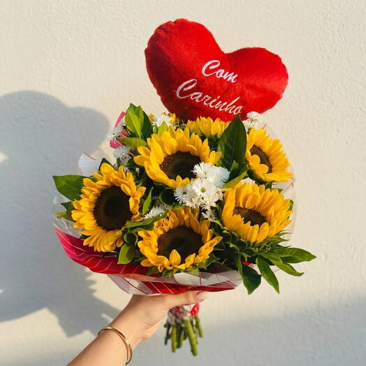 Buquê de Girassol e Mini Coração