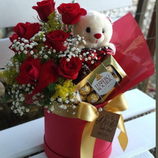 Box Rosas, Urso e Ferrero