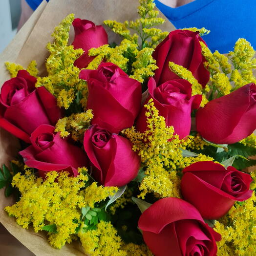 Buque de Rosas Vermelhas Tipo Exportação com 10