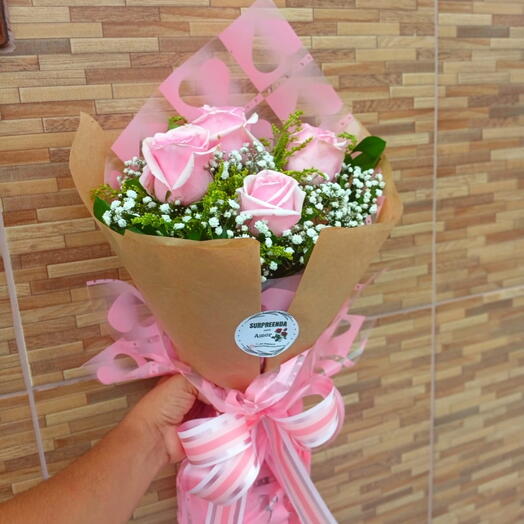 BUQUÊ ROSAS COR ROSA
